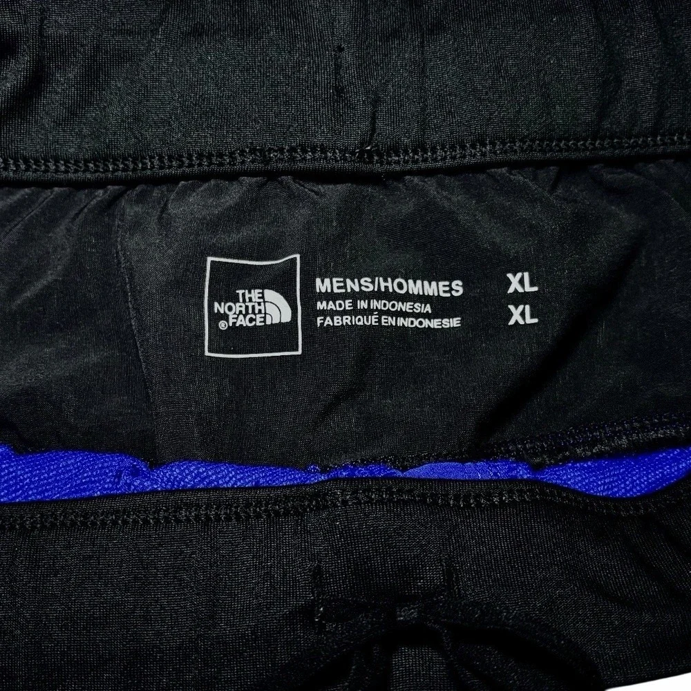 The North Face Mens Active Shorts Royal‎ Blue, No Liner, Zipper Pocket